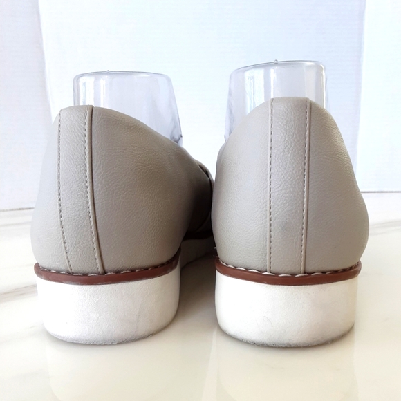 DR. SCHOLL'S IMAGINE GRAY VEGAN LEATHER LOAFER SZ 10 - Picture 6 of 8